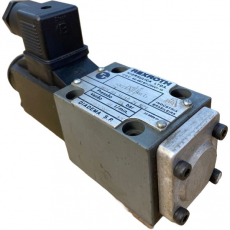 Válvula direcional REXROTH 4WE6 HA 51/AG 24 NZ4 usada Válvula direcional REXROTH 4WE6 HA 51/AG 24 NZ4 usada