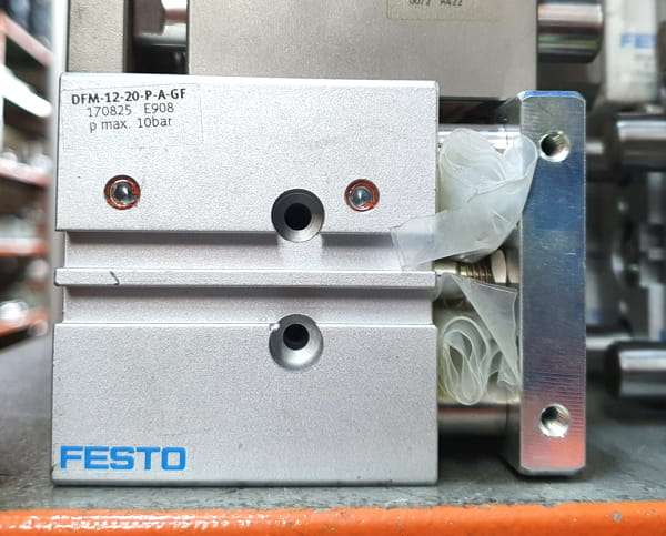 marca: FESTO <br/>modelo: DFM1220PAGF 170825 <br/>estado: novo