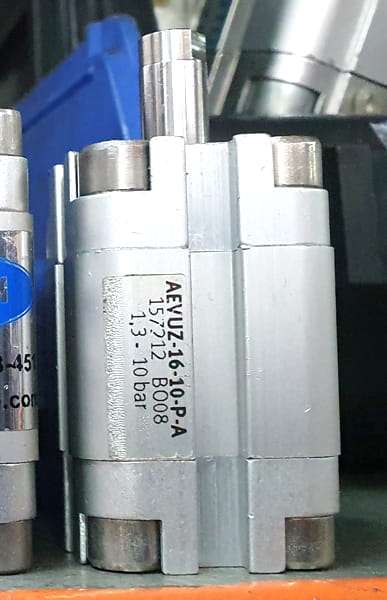 marca: FESTO <br/>modelo: AEVUZ-16-10-PA 157212 <br/>estado: novo