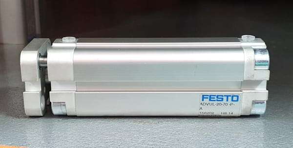 marca: FESTO <br/>modelo: ADVUL-20-70-PA 156202 <br/>estado: novo