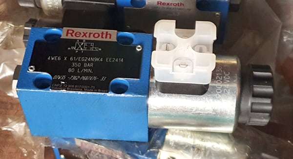 marca: REXROTH <br/>modelo: 4WEX61/EG24N9K4 EE2414 <br/>estado: nova