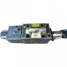 Válvula direcional PARKER D1VW2CNTPH seminova Válvula direcional PARKER D1VW2CNTPH seminova