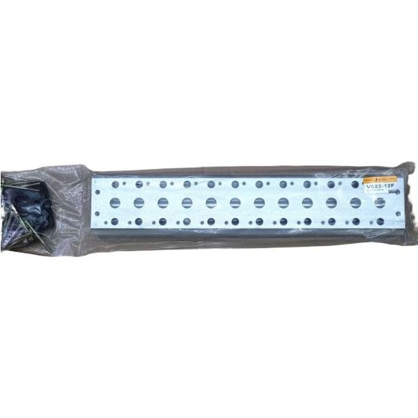 EMC <br/>
V522-12F
