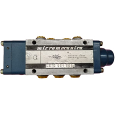 Válvula pneumática MICRO 0.210.001.532  0210001532 usada Válvula pneumática MICRO 0.210.001.532  0210001532 usada
