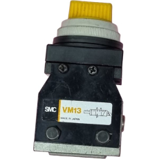 Válvula pneumática SMC VM13 usada