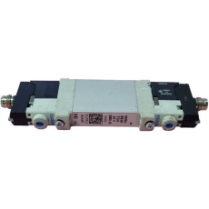 Válvula solenóide FESTO VUVG-BK10-T32C-AT-F-1R8L-B usada