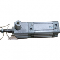 Cilindro pneumático FESTO DNC-50-50 14010340 Cilindro pneumático FESTO DNC-50-50 14010340