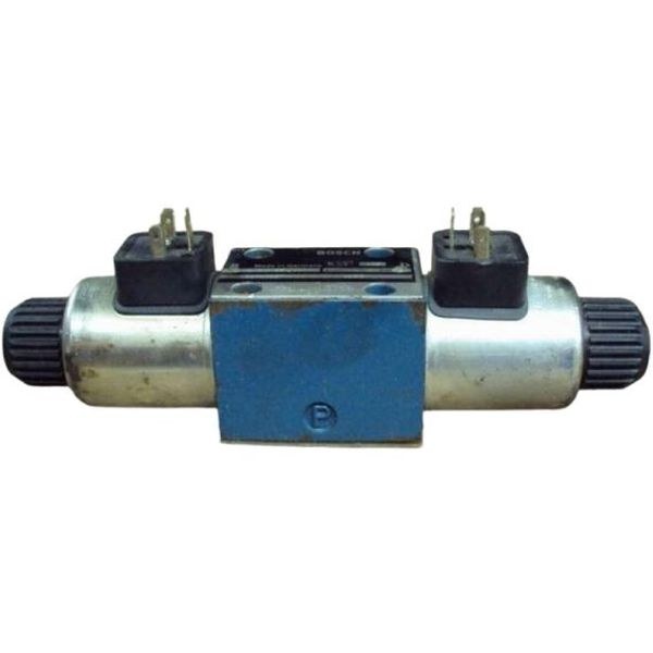 marca: Bosch <br />
modelo: 0810091207 <br />
estado: usada