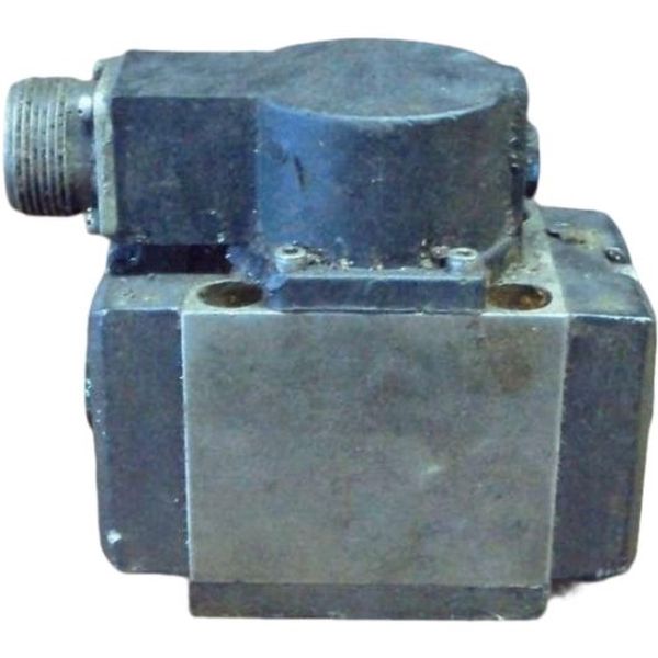 marca: Servovalve <br />
modelo: Z00ZZ561001000 <br />
estado: usada