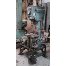 ** PRENSA HIDRÁULICA MARCA LUXOR DE 15 TON usada