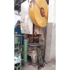 ** PRENSA SCHULER 160 TON usada