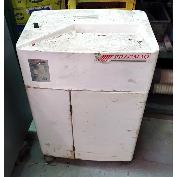 fragmentador de papel, máquina para picotar papel, picotador adquirido em leilão