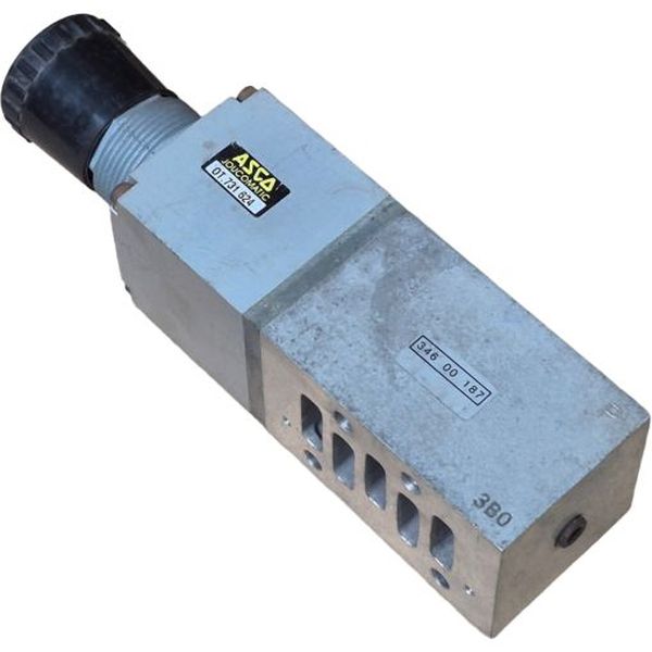 Série 552, tipo carretel,  conexão G3/8, acionamento manual alavanca / retorno mola, corpo liga de alumínio, vedações NBR