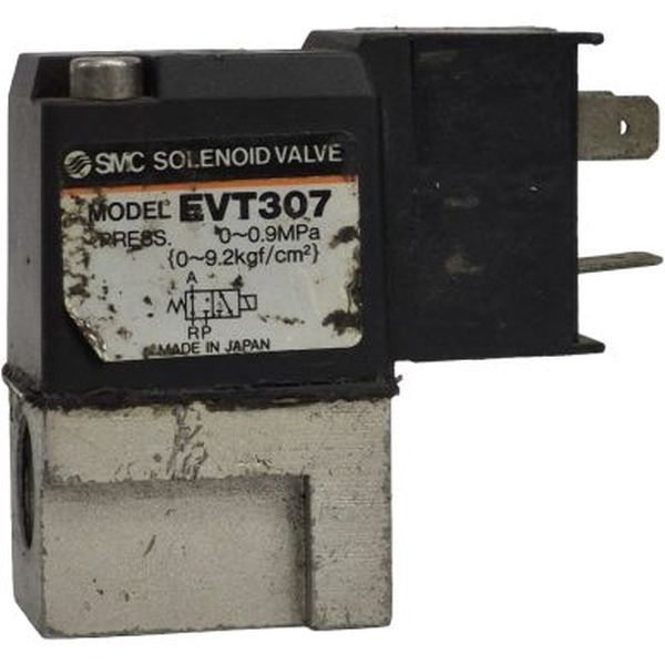 válvula 3/2 vias, conexão rosca 1/4, acionamento solenóide / retorno mola, pressão 0~0,9MPa, fluido ar/gases inertes