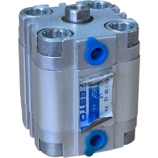Cilindro pneumático AEVU-32-15-PA 156952 32X15 - FESTO seminovo