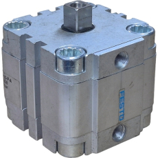 Cilindro pneumático ADVULQ-50-15-PA 156723 50X15 - FESTO seminovo