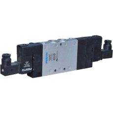 Válvula solenóide CPE18-M1H-5/3E-1/4 170249 - FESTO seminova