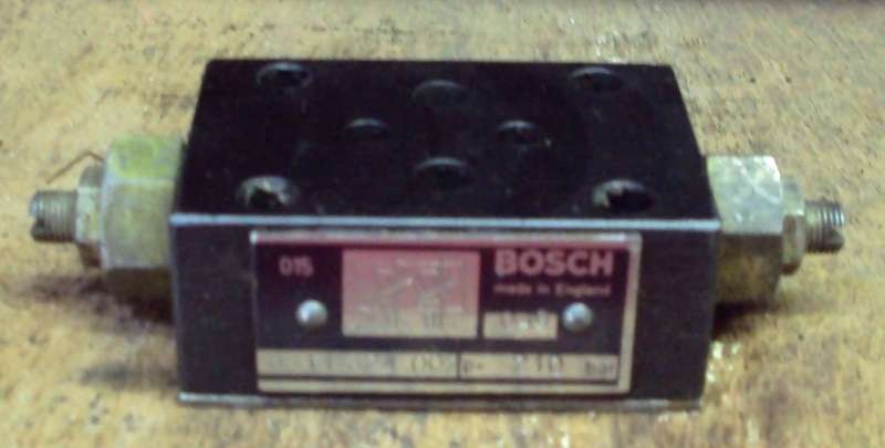 marca: Bosch <br/>modelo: 0811324002 <br/>estado: usada