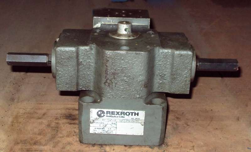 marca: REXROTH <br/>modelo: 2FRW102050L 4WE6J51AG24NZ4 <br/>estado: usada