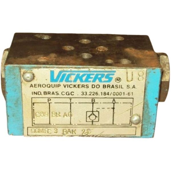 marca: VICKERS <br/>
modelo: DGMPC 3 BAK 21 <br/>
estado: usada