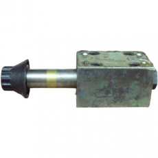 Válvula direcional RACINE OD4-1609153 usada Válvula direcional RACINE OD4-1609153 usada