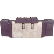 Válvula pneumática SMC VFS42003FZ usada Válvula pneumática SMC VFS42003FZ usada