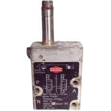 Válvula pneumática HERION 80207 80227 50 usada Válvula pneumática HERION 80207 80227 50 usada