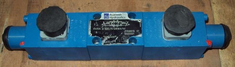 marca: REXROTH <br/>modelo: 4WRA6E201124NK4M <br/>estado: seminova