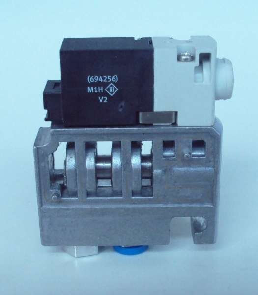 marca: FESTO <br/>modelo: M1H 694256 <br/>estado: seminova