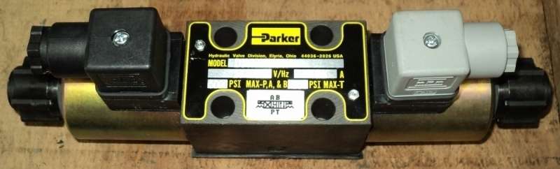 marca: Parker <br/>modelo: D1VW4CNJPH 24VDC 5000PSI <br/>estado: seminova