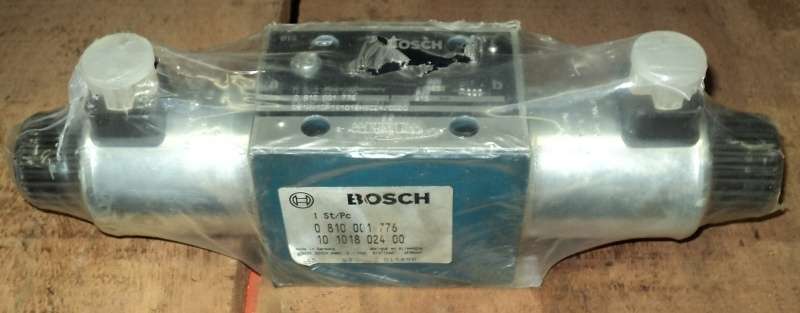 marca: Bosch <br/>modelo: 0810001776 <br/>estado: nova