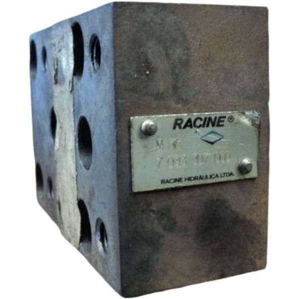 marca: Racine <br />
modelo: M867093307000 <br />
estado: usada