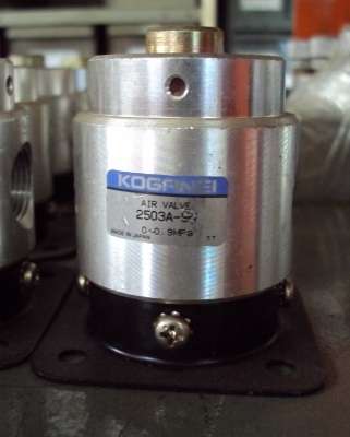 marca: Koganei <br /> modelo: 2503A <br /> estado: usada