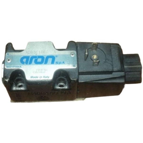 marca: Aron <br />
modelo: ADB3E16EC <br />
estado: nunca foi utilizada