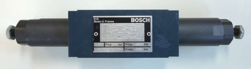 marca: Bosch <br/>modelo: 0811101271 <br/>estado: nova