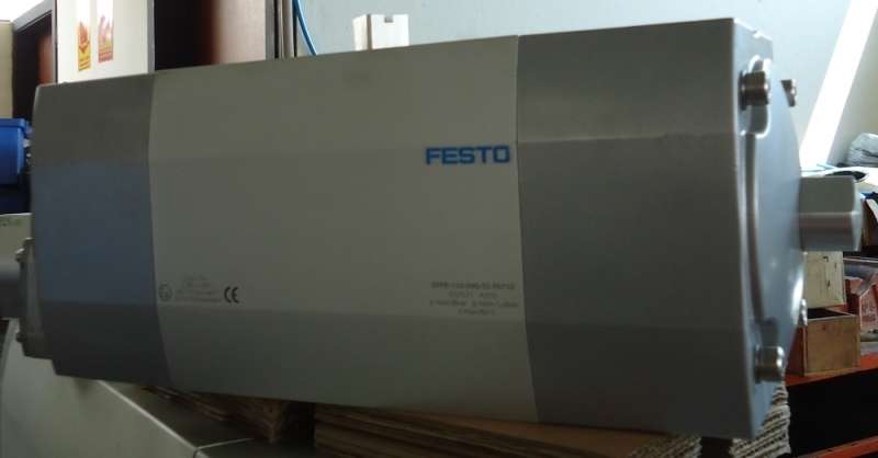 marca: FESTO <br/>modelo: DFPB110090S5F0710 <br/>estado: seminovo