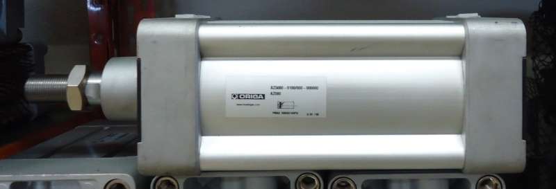 marca: Origa Hoerbiger <br />
modelo: AZ50800100 000000000 AZ080 80X100 <br />
estado: seminovo