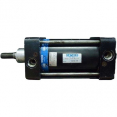 Cilindro pneumático DOVER CNGB-100D-B0100 usado Cilindro pneumático DOVER CNGB-100D-B0100 usado