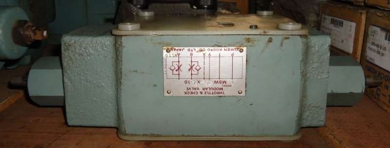 marca: Yuken <br /> modelo: FMSW06XL10 <br /> estado: nunca foi utilizada