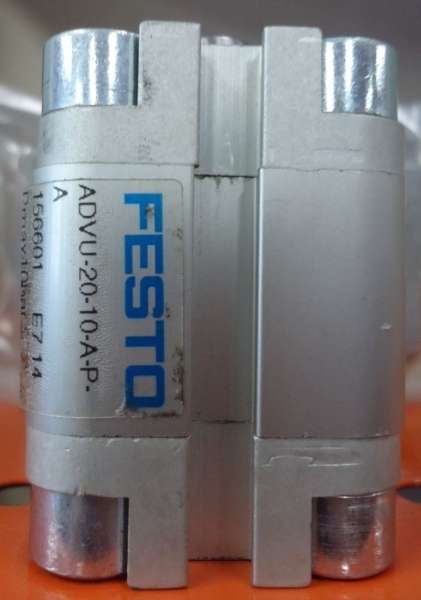 marca: FESTO <br/>modelo: ADVU2010AP 156601 20X10 <br/>estado: novo