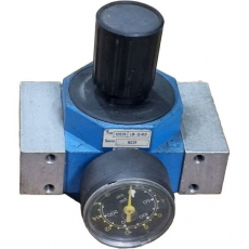 Regulador  FESTO LR-3/4D com manômetro seminovo Regulador  FESTO LR-3/4D com manômetro seminovo