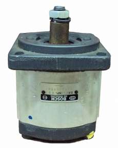 Bomba hidráulica BOSCH 9510081501 usada Bomba hidráulica BOSCH 9510081501 usada