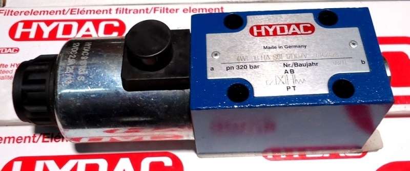 marca: HYDAC <br/>modelo: 4WE10HA S01-12DG/V 6142428 <br/>estado: nova