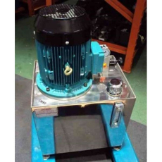 Unidade hidráulica com tanque em inox. Sob encomenda Unidade hidráulica com tanque em inox. Sob encomenda