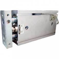 Cilindro pneumático SMC CXSWL32-R5259-45 32X45 usado Cilindro pneumático SMC CXSWL32-R5259-45 32X45 usado