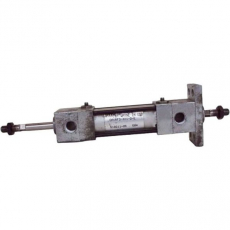 Cilindro pneumático DAVRF3 4X1-D-E com flange Cilindro pneumático DAVRF3 4X1-D-E com flange