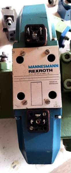 marca: REXROTH <br/>modelo: 4WE10G <br/>estado: usada