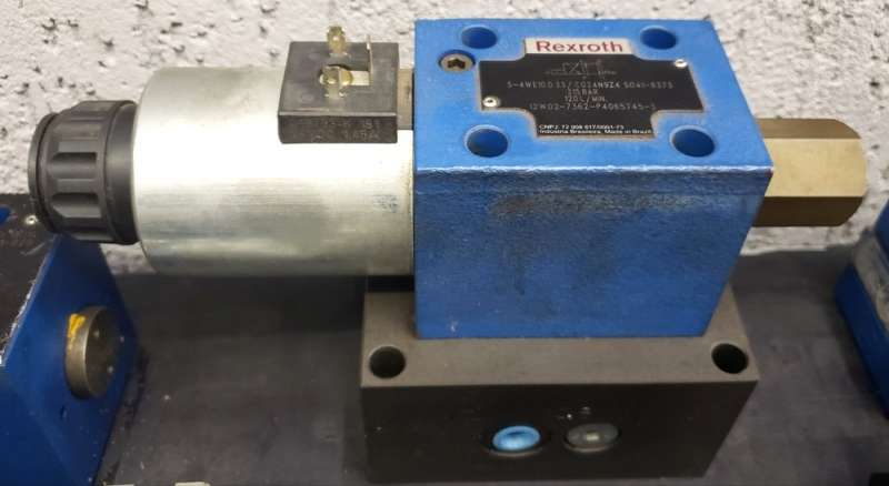 marca: REXROTH <br/>modelo: 54WE10D33CG24N9Z4